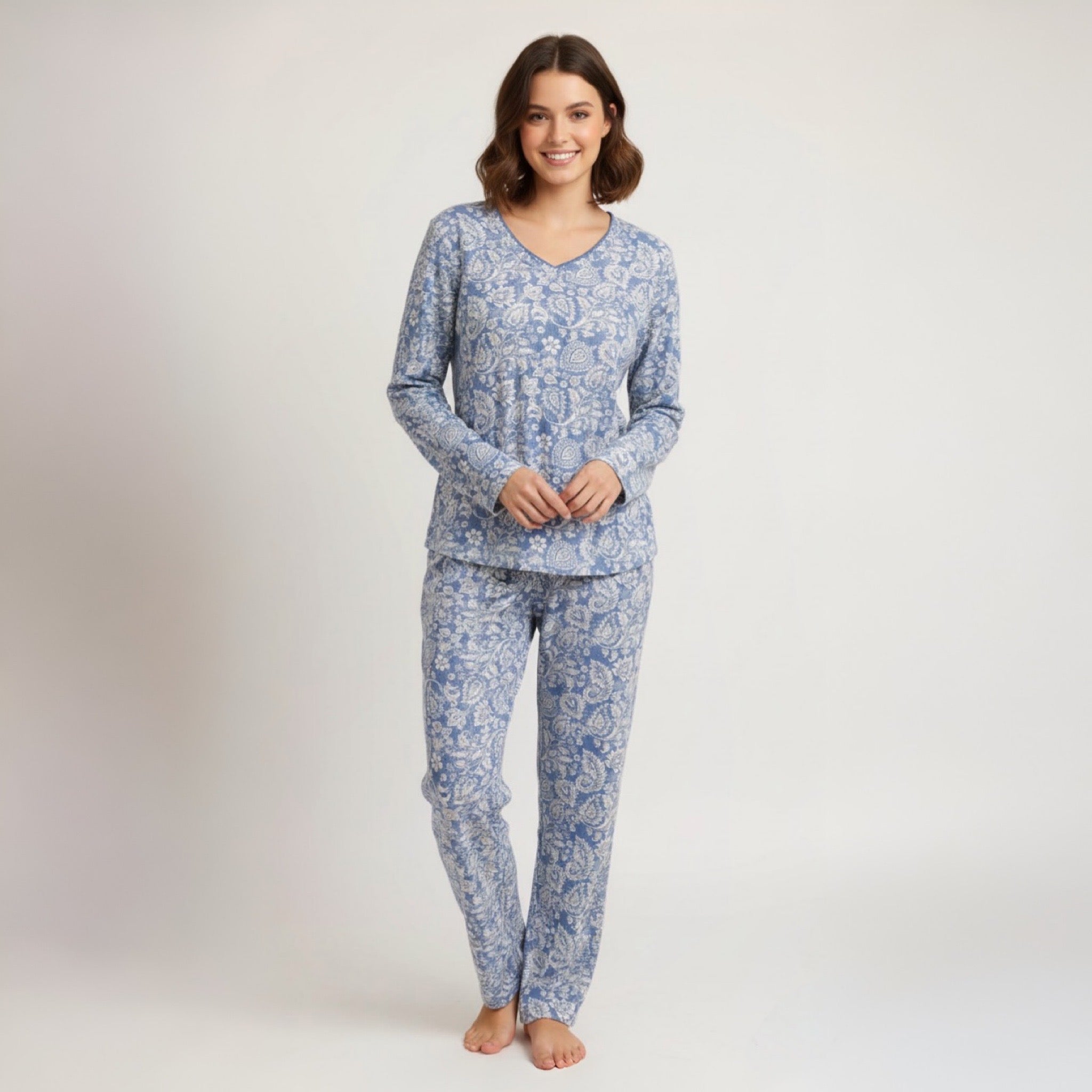 Pijama Pantalón Largo y Blusa cerrada Cuello en V y Manga Larga 558960 René Rofé